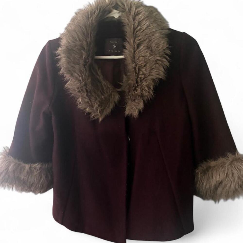 Forever 21 faux fur burgundy Crop Jacket,3/4 length size small